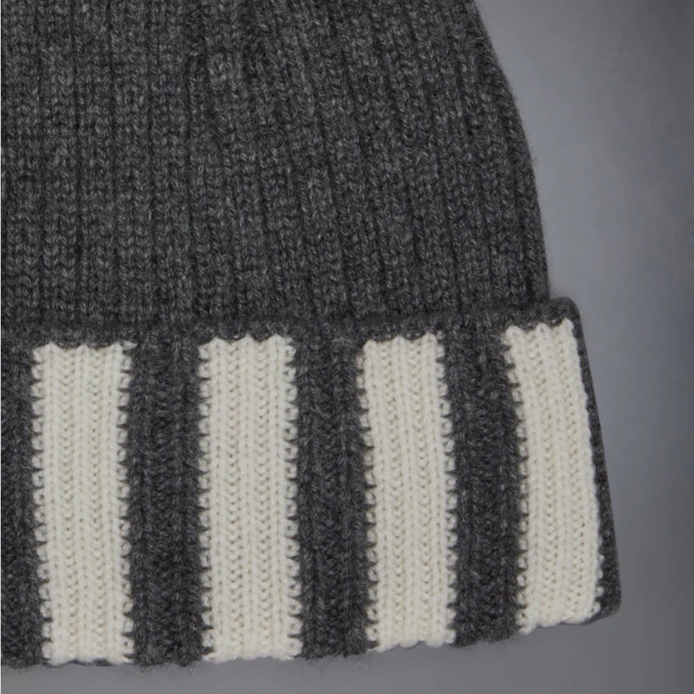 Authentic Thom Browne CASHMERE RIB 4-BAR HAT - Picture 6 of 6